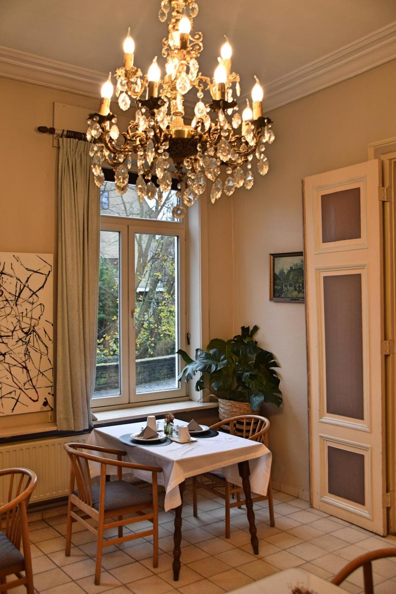 Hotel Entree - Canal View Bruges 2* Bruges